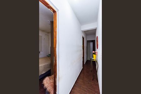 Casa à venda com 175m², 6 quartos e 2 vagasCorredor Casa 2