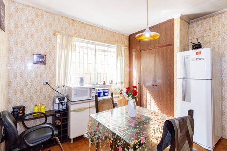 Casa à venda com 175m², 6 quartos e 2 vagasCozinha