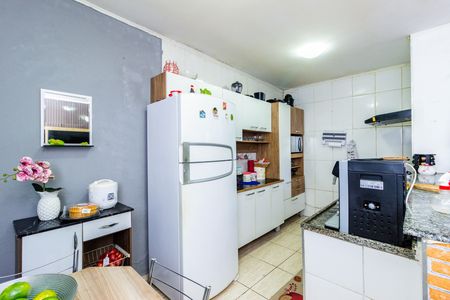 Casa à venda com 175m², 6 quartos e 2 vagasCozinha Casa 2