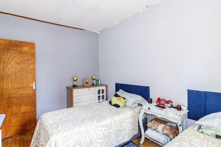 Casa à venda com 175m², 6 quartos e 2 vagasQuarto 4