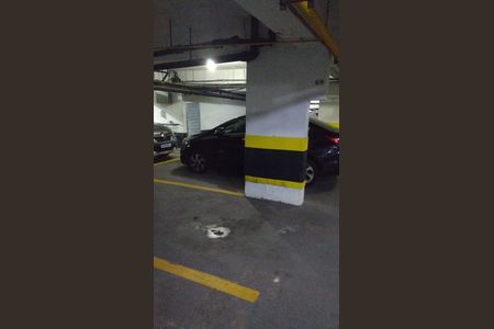 Apartamento à venda com 85m², 3 quartos e 1 vaga Apartamento à venda com 85m², 3 quartos e 1 vagaGaragem
