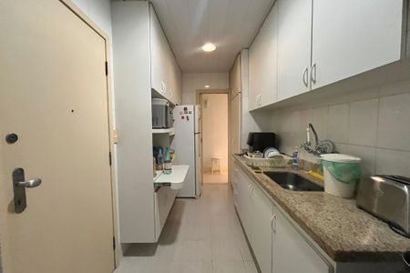 Apartamento à venda com 103m², 3 quartos e 1 vaga Apartamento à venda com 103m², 3 quartos e 1 vagaCozinha