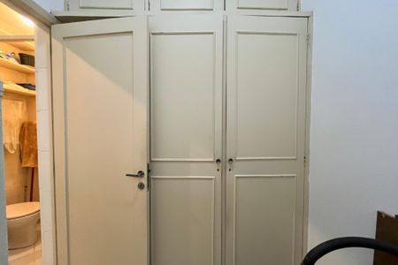 Apartamento à venda com 103m², 3 quartos e 1 vaga Apartamento à venda com 103m², 3 quartos e 1 vagaQuarto de Serviço