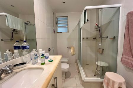 Apartamento à venda com 103m², 3 quartos e 1 vaga Apartamento à venda com 103m², 3 quartos e 1 vagaBanheiro