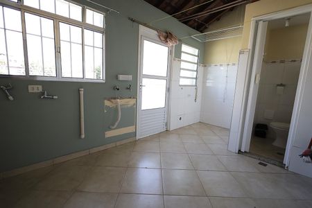 Apartamento à venda com 140m², 3 quartos e 1 vagaÁrea de Serviço