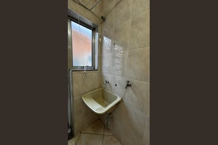 Apartamento à venda com 74m², 3 quartos e 2 vagas Apartamento à venda com 74m², 3 quartos e 2 vagasÁrea de Serviço