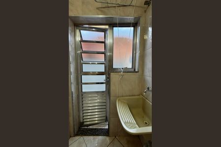 Apartamento à venda com 74m², 3 quartos e 2 vagas Apartamento à venda com 74m², 3 quartos e 2 vagasÁrea de Serviço