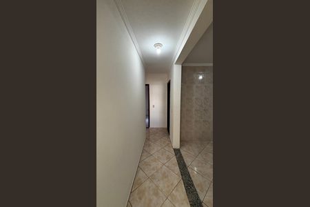 Corredor de apartamento para alugar com 3 quartos, 74m² em Vila Valparaíso, Santo André