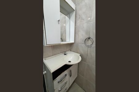 Apartamento à venda com 74m², 3 quartos e 2 vagas Apartamento à venda com 74m², 3 quartos e 2 vagasBanheiro da Suíte