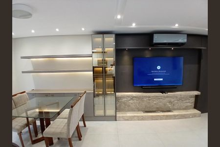 Casa para alugar com 110m², 2 quartos e 2 vagas Casa para alugar com 110m², 2 quartos e 2 vagasSala