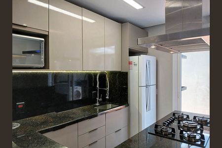 Casa para alugar com 110m², 2 quartos e 2 vagas Casa para alugar com 110m², 2 quartos e 2 vagasCozinha