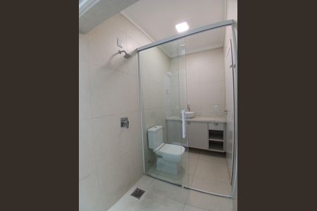 Casa para alugar com 110m², 2 quartos e 2 vagas Casa para alugar com 110m², 2 quartos e 2 vagasBanheiro