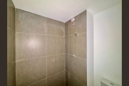 Studio para alugar com 27m², 1 quarto e sem vaga Studio para alugar com 27m², 1 quarto e sem vagaBanheiro