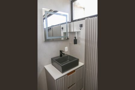 Apartamento à venda com 80m², 1 quarto e 2 vagas Apartamento à venda com 80m², 1 quarto e 2 vagasBanheiro do Escritório