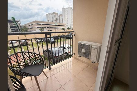 Varanda de apartamento à venda com 3 quartos, 62m² em Jardim Ipaussurama, Campinas
