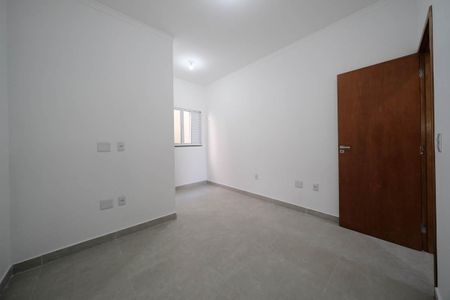 Casa à venda com 99m², 2 quartos e 2 vagasSuíte 1