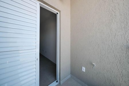 Casa à venda com 99m², 2 quartos e 2 vagasSuíte 2