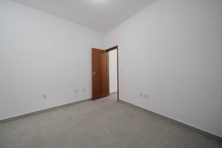 Casa à venda com 99m², 2 quartos e 2 vagasSuíte 1