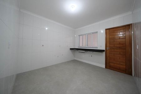 Casa à venda com 99m², 2 quartos e 2 vagasCozinha e Área de Serviço