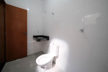 Casa à venda com 99m², 2 quartos e 2 vagasSuíte 1