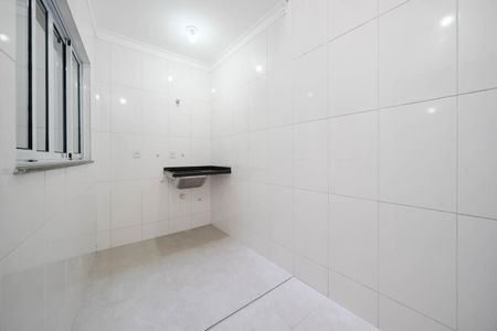 Casa à venda com 99m², 2 quartos e 2 vagasCozinha e Área de Serviço