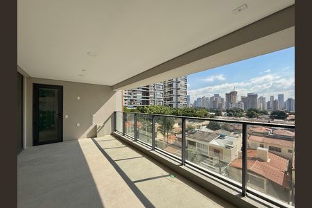 Apartamento à venda com 151m², 3 quartos e 2 vagas Apartamento à venda com 151m², 3 quartos e 2 vagasVaranda