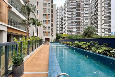 Apartamento à venda com 151m², 3 quartos e 2 vagas Apartamento à venda com 151m², 3 quartos e 2 vagasPiscina