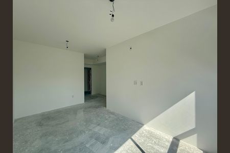 Apartamento à venda com 151m², 3 quartos e 2 vagas Apartamento à venda com 151m², 3 quartos e 2 vagasSuíte 3
