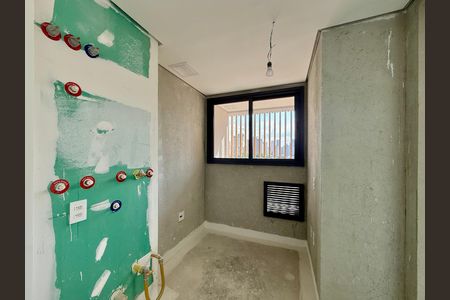 Apartamento à venda com 151m², 3 quartos e 2 vagas Apartamento à venda com 151m², 3 quartos e 2 vagasÁrea de Serviço