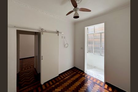 Apartamento para alugar com 110m², 3 quartos e sem vagaQuarto 2