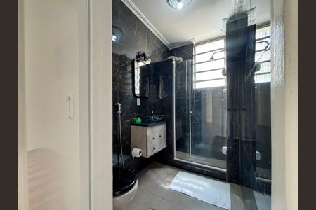 Apartamento para alugar com 110m², 3 quartos e sem vagaBanheiro social