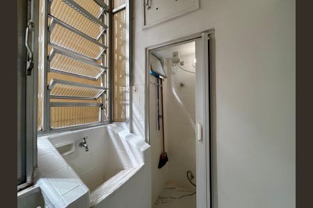 Apartamento para alugar com 110m², 3 quartos e sem vagaÁrea de serviço