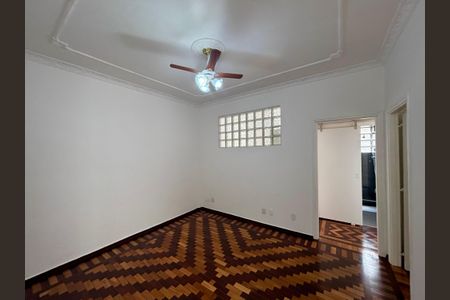 Apartamento para alugar com 110m², 3 quartos e sem vagaSala