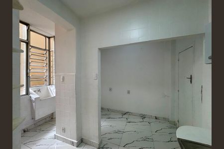 Apartamento para alugar com 110m², 3 quartos e sem vagaCozinha