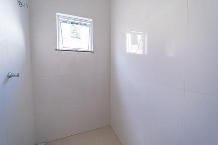 Casa à venda com 126m², 2 quartos e 2 vagasBanheiro do Quarto 1