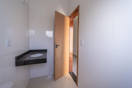 Casa à venda com 126m², 2 quartos e 2 vagasBanheiro do Quarto 2
