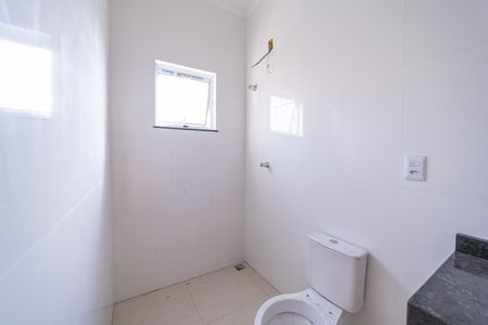 Casa à venda com 126m², 2 quartos e 2 vagasBanheiro do Quarto 2