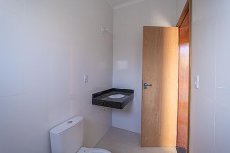 Casa à venda com 126m², 2 quartos e 2 vagasBanheiro do Quarto 2