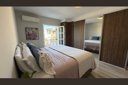 Casa à venda com 150m², 3 quartos e 2 vagasFoto 01