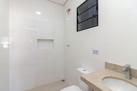 Casa à venda com 155m², 2 quartos e 2 vagas Casa à venda com 155m², 2 quartos e 2 vagasBanheiro da Suíte 1