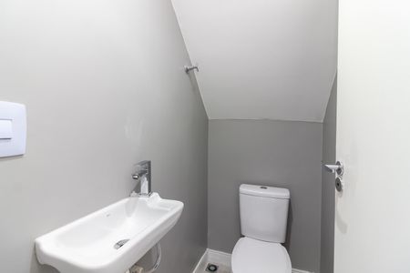 Casa à venda com 155m², 2 quartos e 2 vagas Casa à venda com 155m², 2 quartos e 2 vagasLavabo