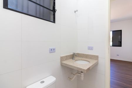 Casa à venda com 155m², 2 quartos e 2 vagas Casa à venda com 155m², 2 quartos e 2 vagasBanheiro da Suíte 1