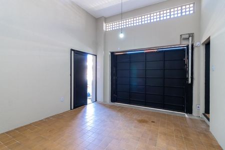 Casa à venda com 155m², 2 quartos e 2 vagas Casa à venda com 155m², 2 quartos e 2 vagasGaragem - Vaga 2
