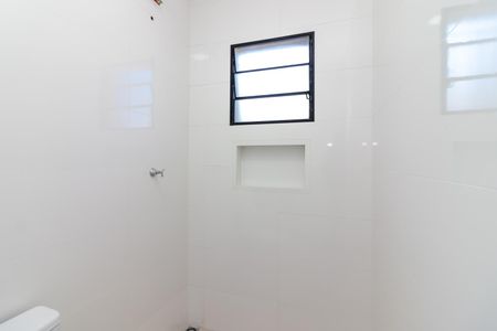 Casa à venda com 155m², 2 quartos e 2 vagas Casa à venda com 155m², 2 quartos e 2 vagasBanheiro da Suíte 2
