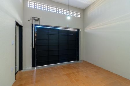 Casa à venda com 155m², 2 quartos e 2 vagas Casa à venda com 155m², 2 quartos e 2 vagasGaragem - Vaga 1
