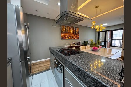Apartamento para alugar com 72m², 3 quartos e 3 vagas Apartamento para alugar com 72m², 3 quartos e 3 vagasCozinha