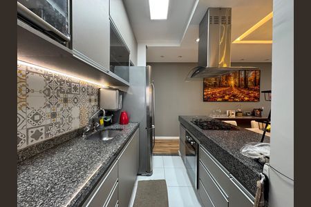 Cozinha de apartamento à venda com 3 quartos, 72m² em Vila Osasco, Osasco