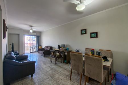 Sala de apartamento para alugar com 1 quarto, 70m² em Vila Tupi, Praia Grande
