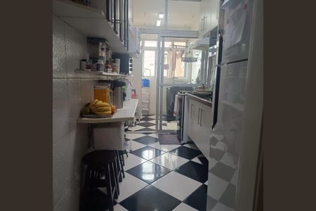 Apartamento à venda com 90m², 3 quartos e 1 vaga Apartamento à venda com 90m², 3 quartos e 1 vagaCozinha