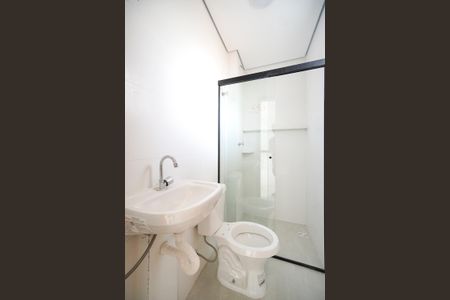Banheiro de apartamento para alugar com 1 quarto, 31m² em Penha de França, São Paulo